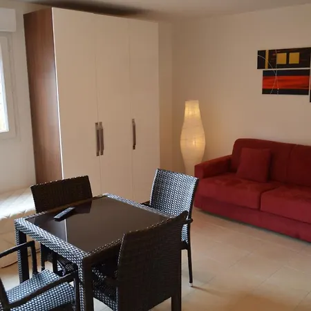 Les Princes Du Golfe Apartamento